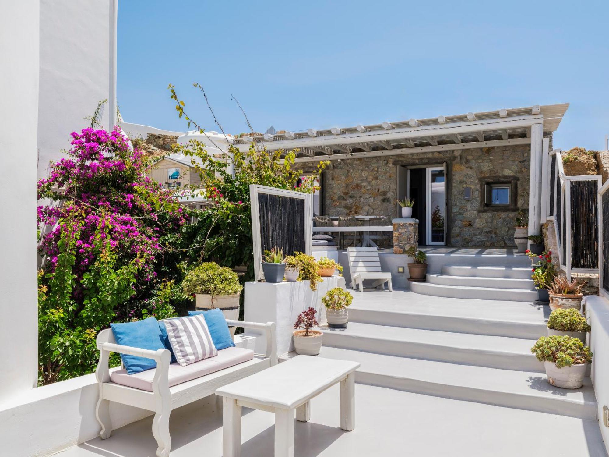 The Mykonist Merchia Beach Villas & Suites Ngoại thất bức ảnh