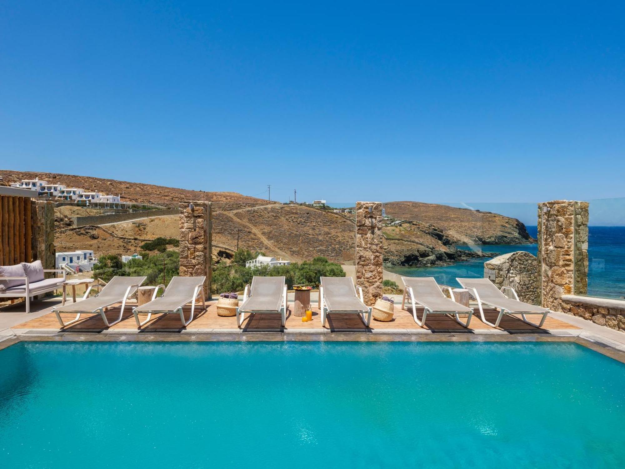 The Mykonist Merchia Beach Villas & Suites Ngoại thất bức ảnh